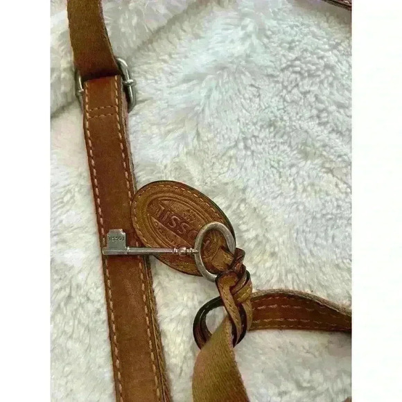FOSSIL Vintage Brown Leather Zipper‎ Crossbody Bag - Picture 4 of 8